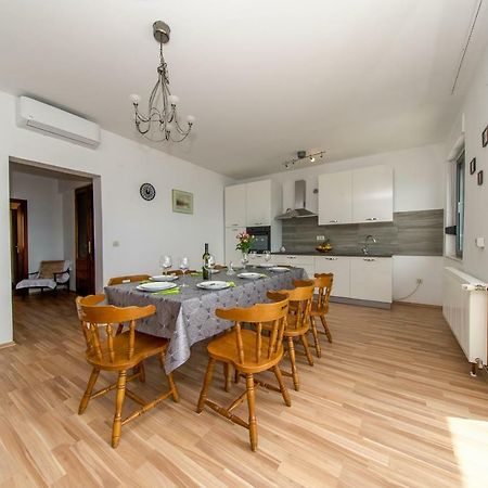 Apartments L&L دوغي رات المظهر الخارجي الصورة
