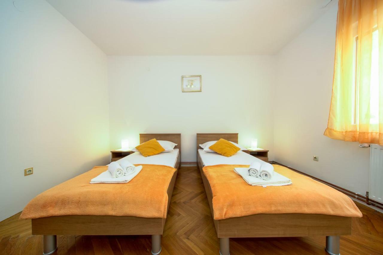 Apartments L&L دوغي رات المظهر الخارجي الصورة